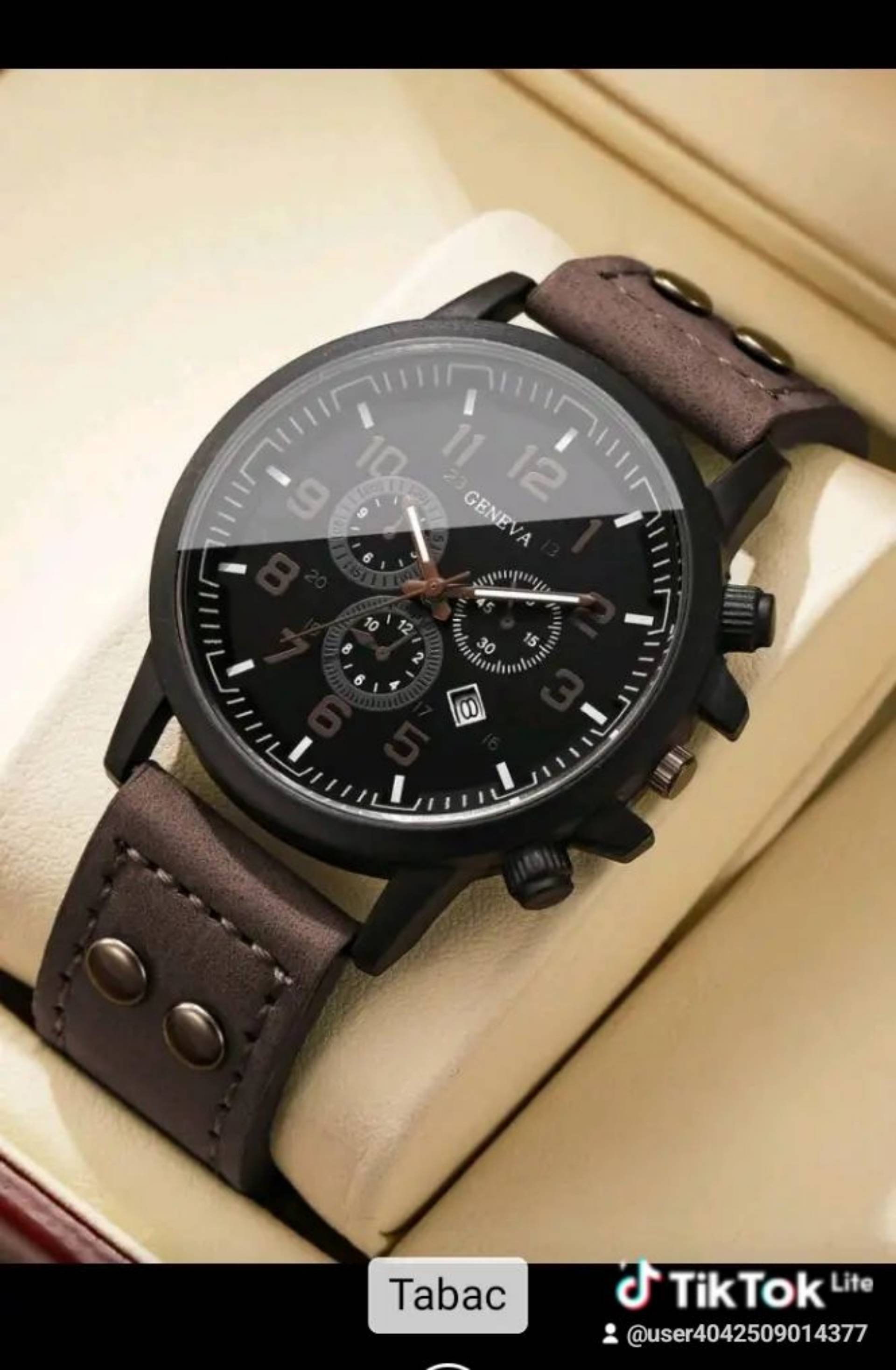 Montre élégante et de qualité supérieure_0
