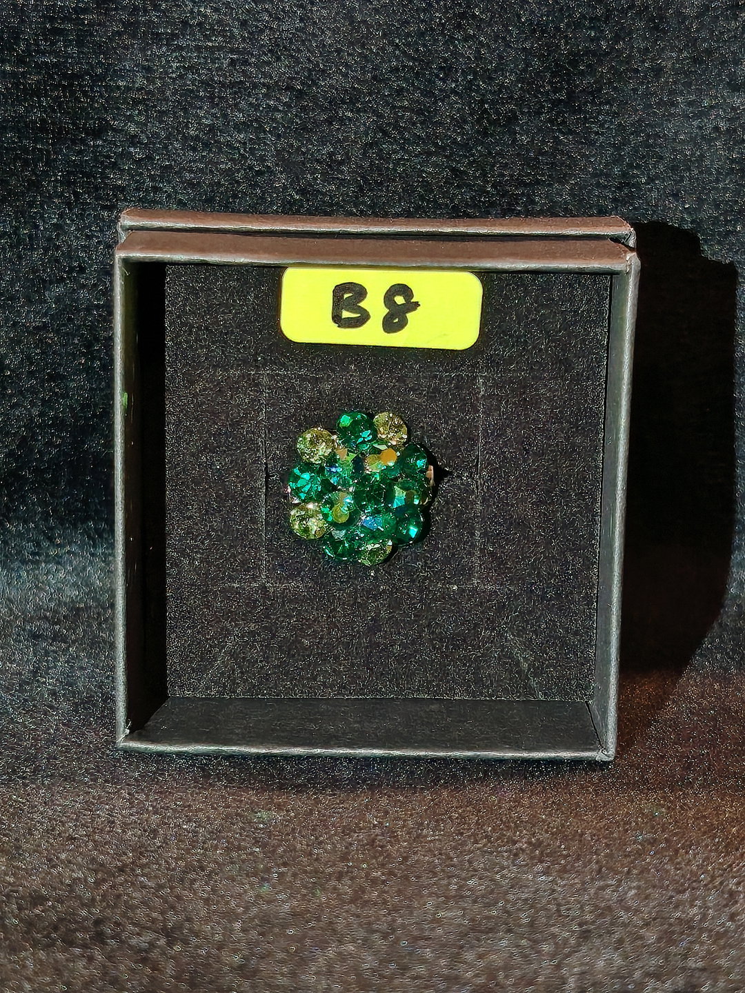 PIN B8