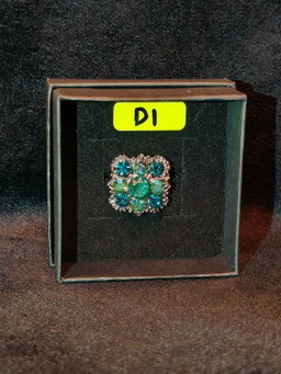 PIN D