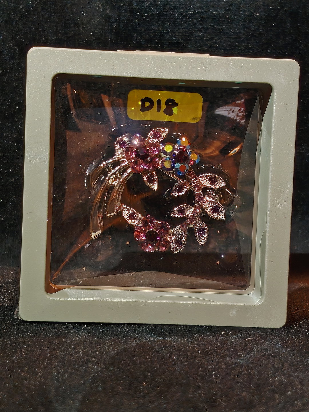 PIN D18
