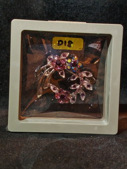 PIN D18
