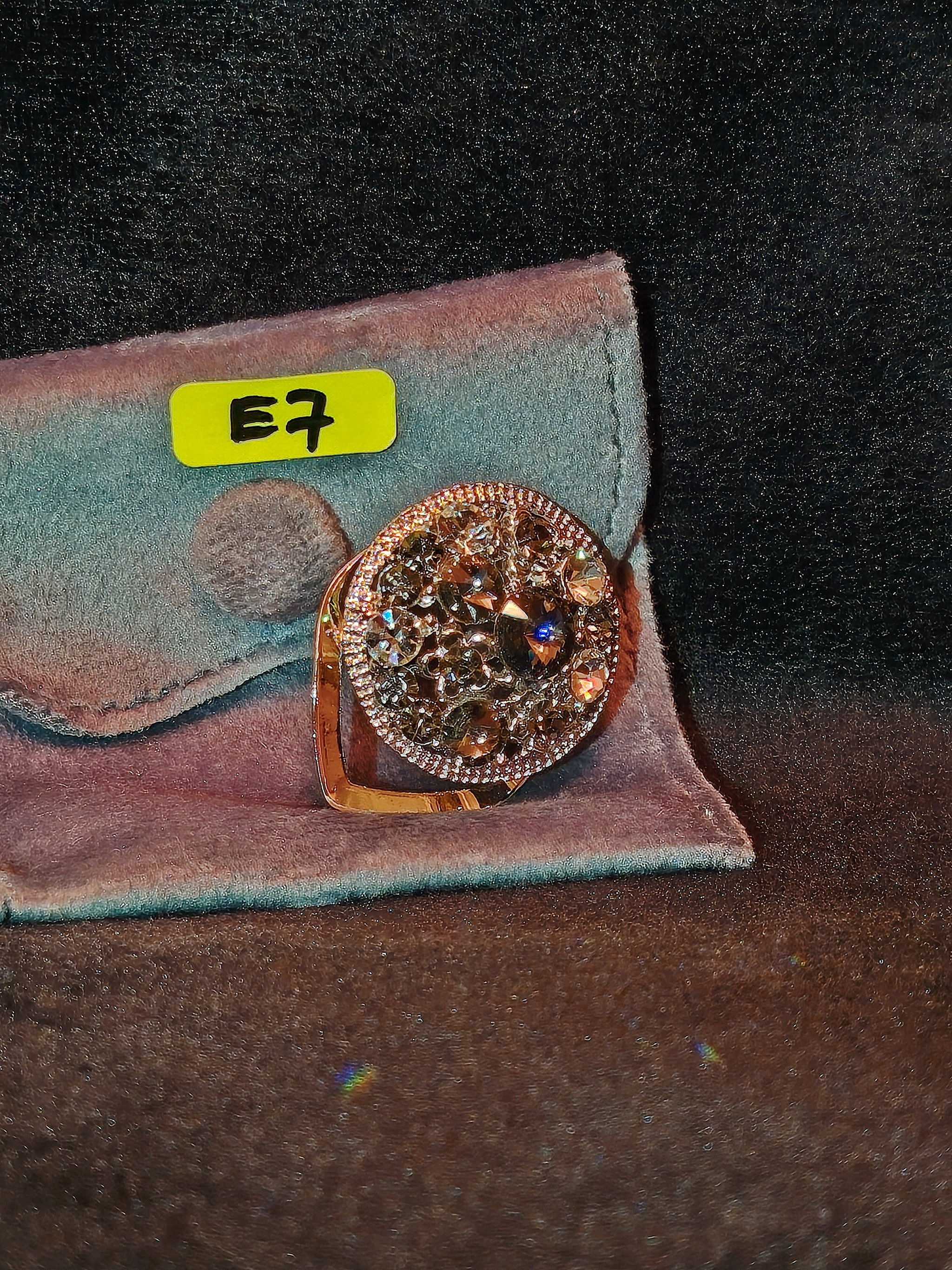 PIN E7_0