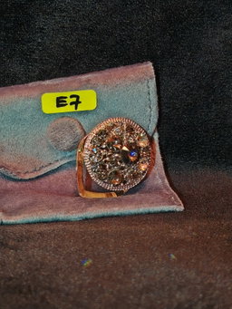 PIN E7