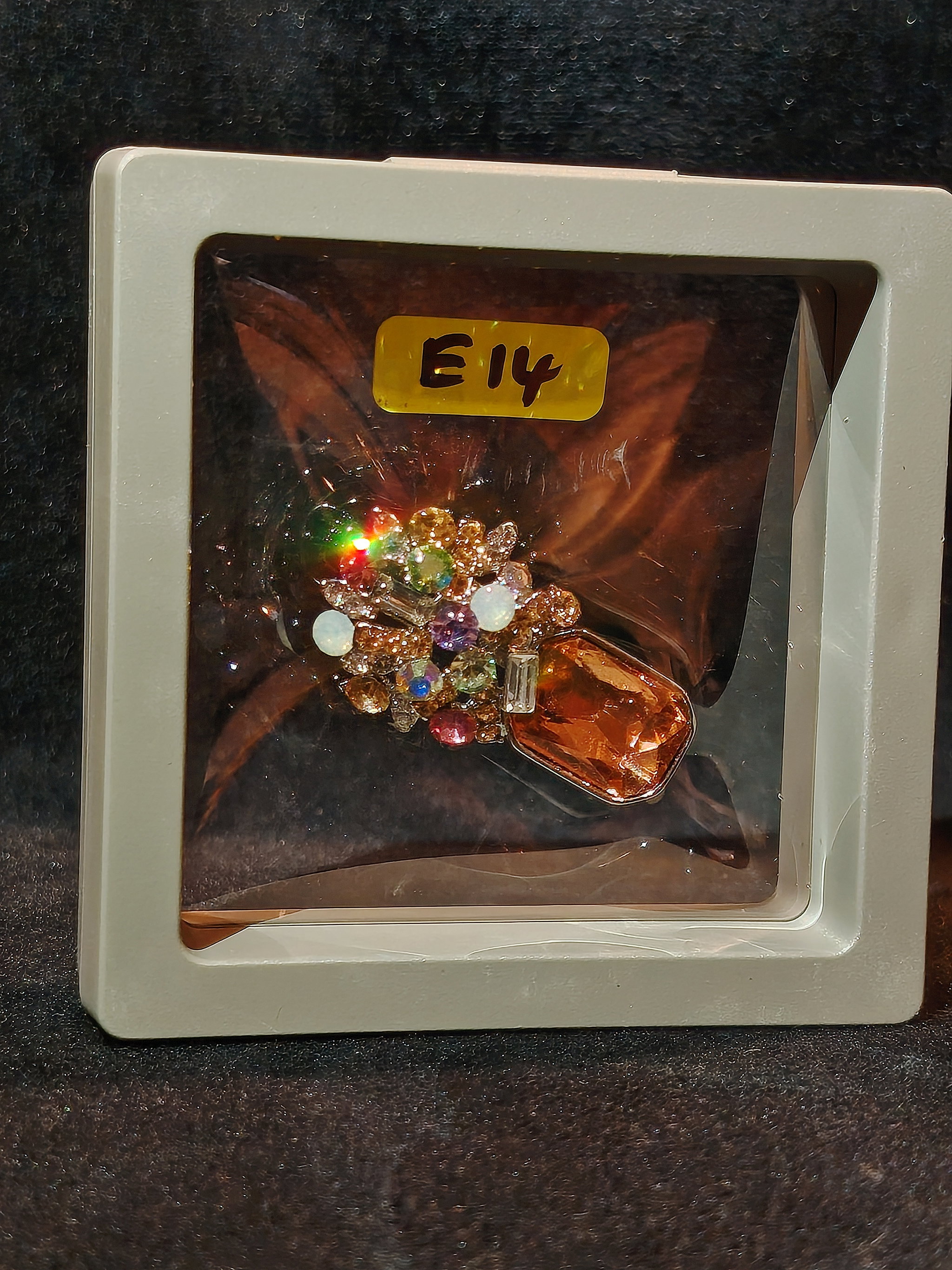 PIN E14_0