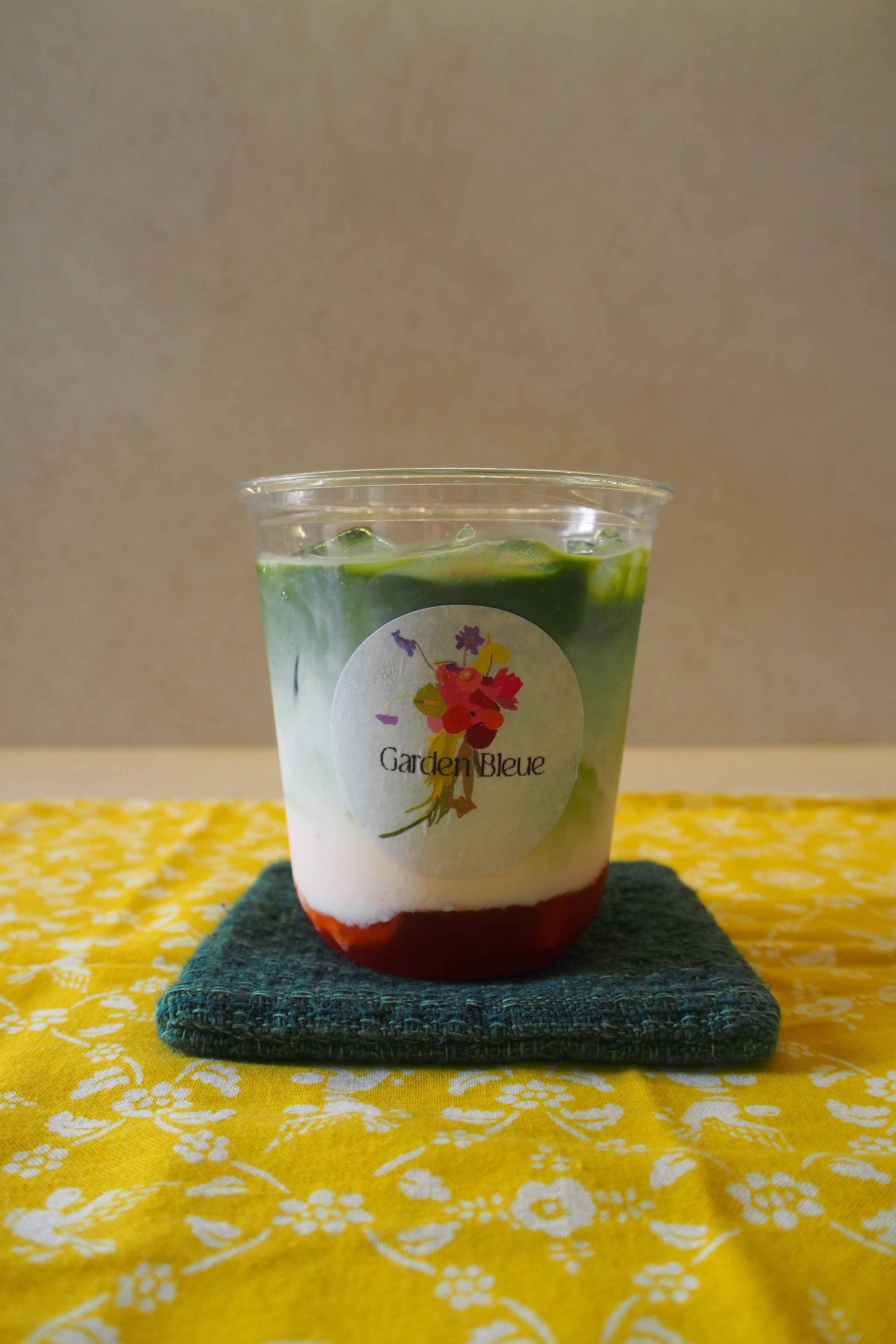 Strawberry Sakura Matcha Latte_0