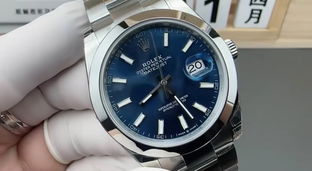 Averon Luxury Blue Dial Men's Watch ⌚