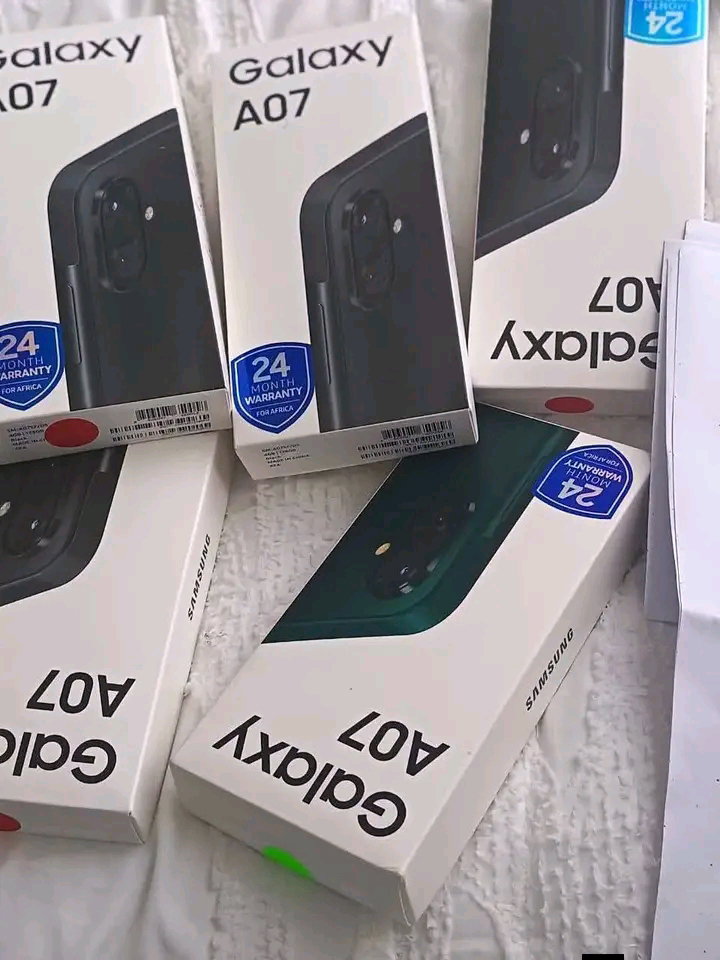 Samsung A17_0