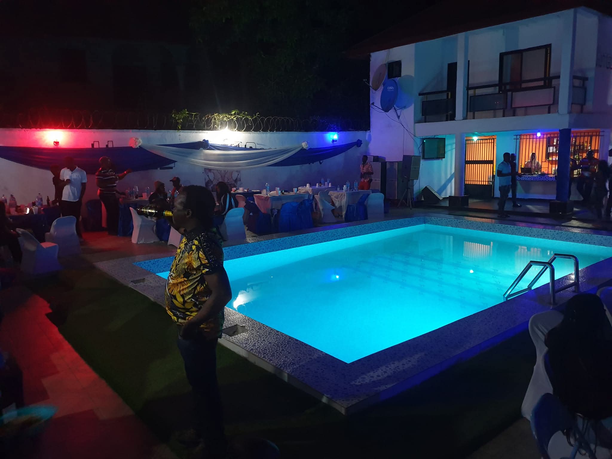 Swimming 🏊‍♀️ Pool _1