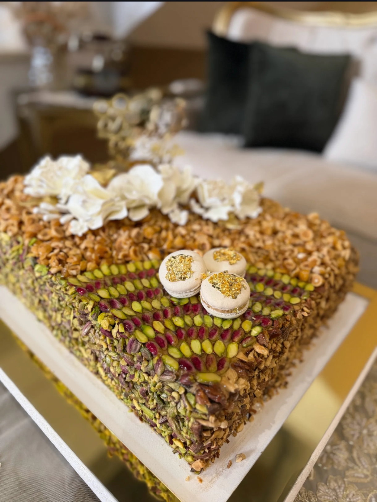 Gâteau Fiançailles noisette chocolat "je demande ta main" – Une pièce d'exception pour vos moments inoubliables_0