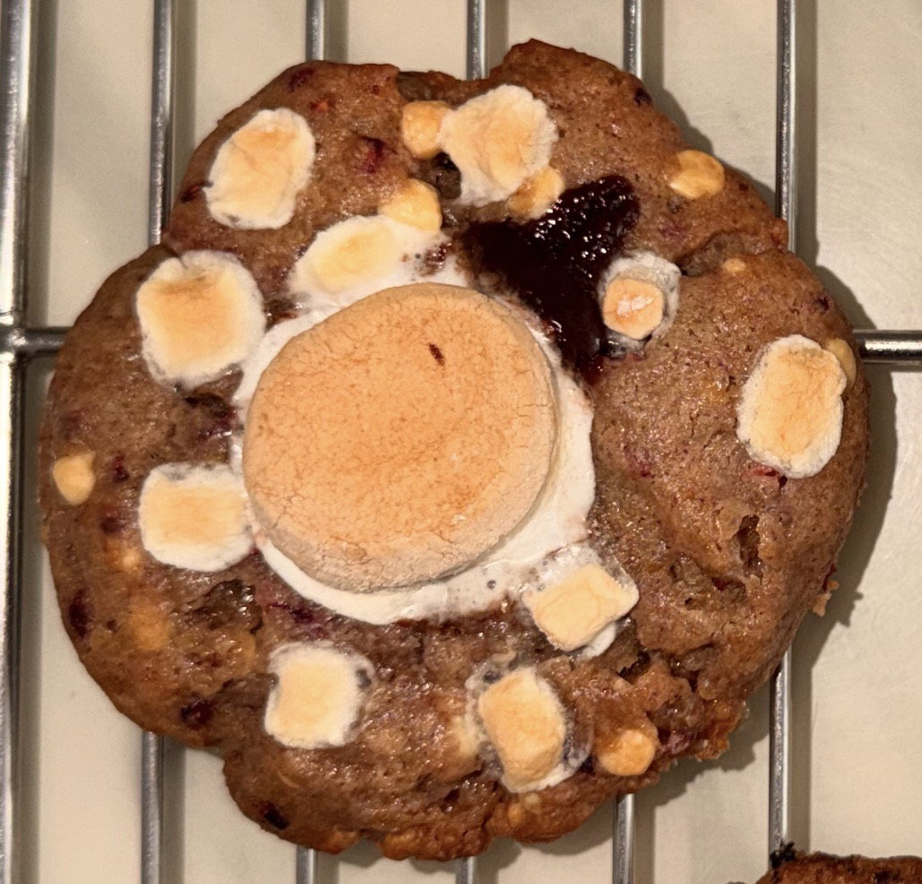 Raspberry S'more Cookies