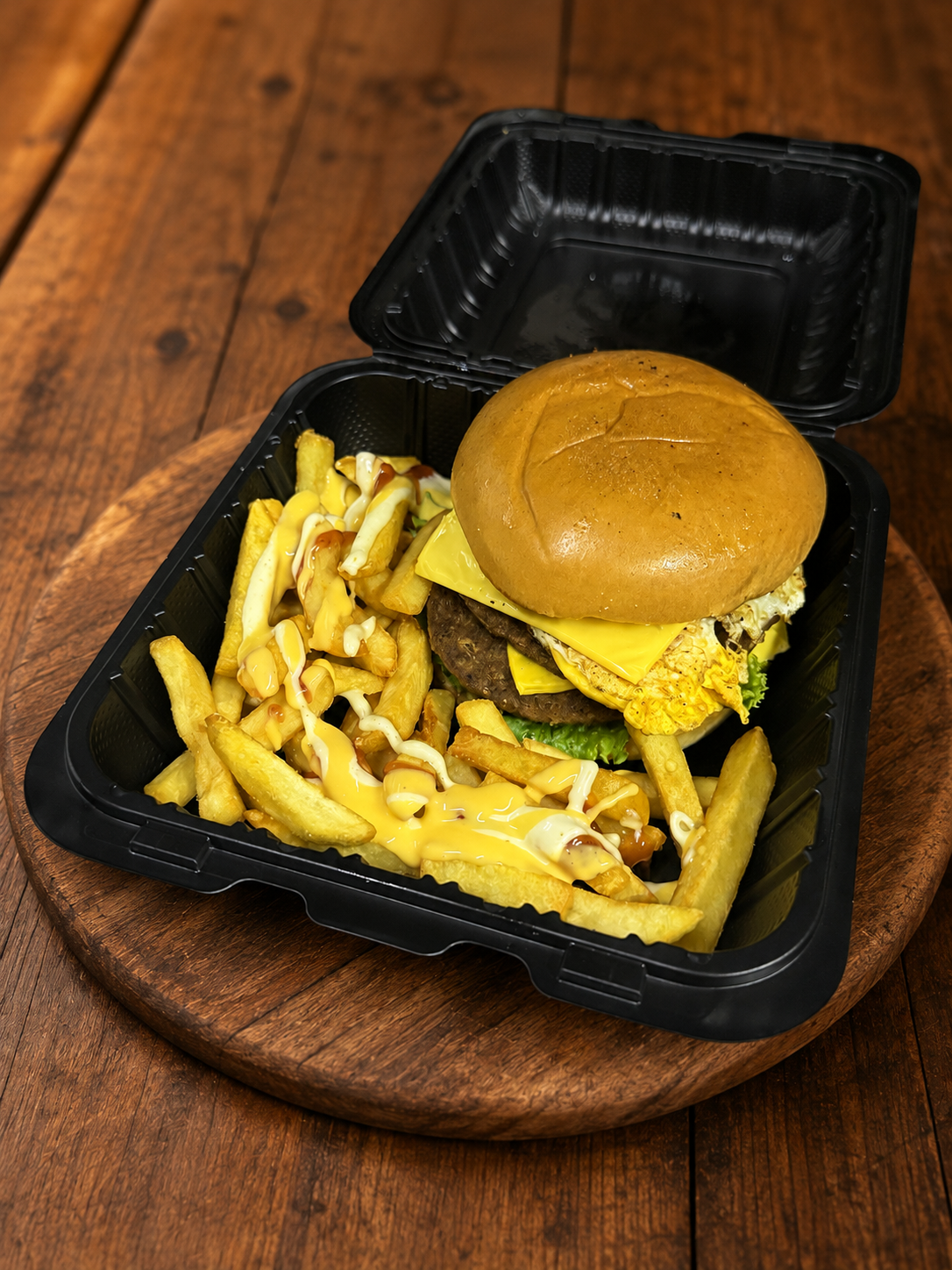 Hamburguesa doble torta queso, huevo y papas_0