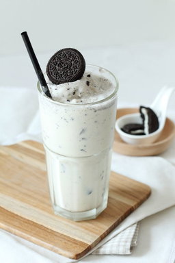 cookies and cream milkshake