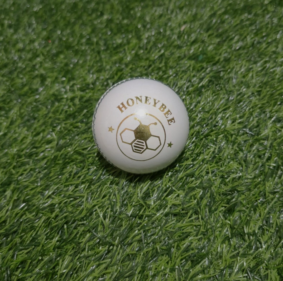 5.5oz Leather Ball - Machine Stitched_3