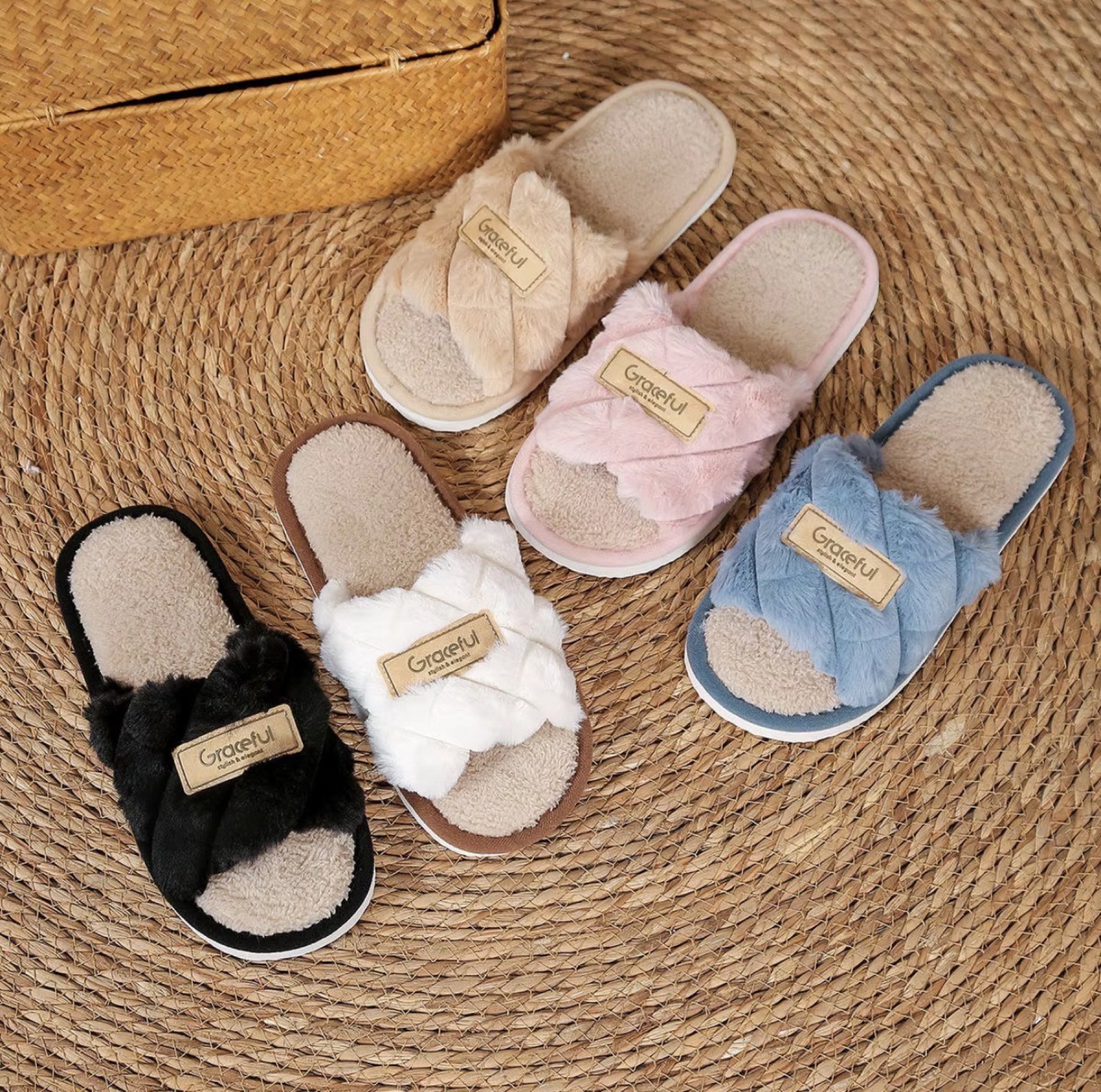 Indoor opening slippers with fur (size 36-41)