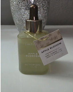 NEW SCENT SAND AND FOG APPLE BLOSSOM