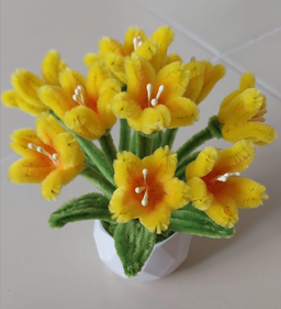 🌸 Small Flower Pot (Handmade) 