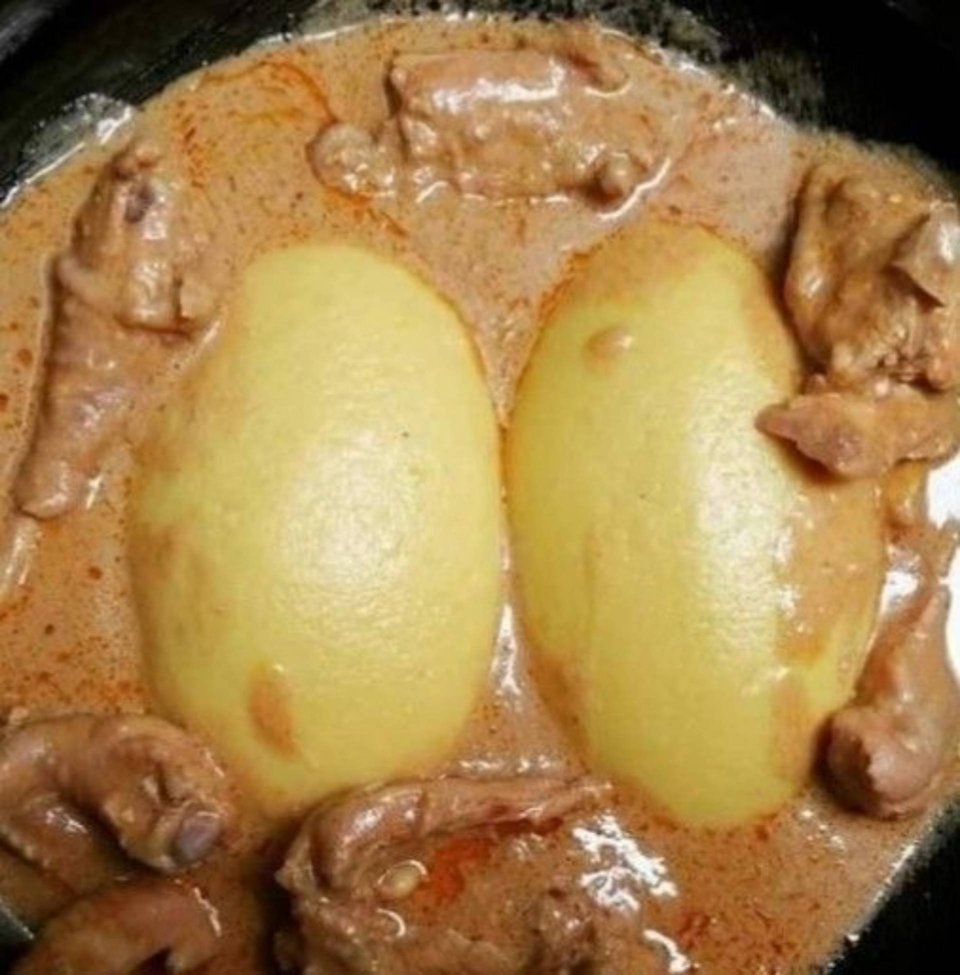 Fotou banane+sauce arachides+poulet ou viande de boeuf_0