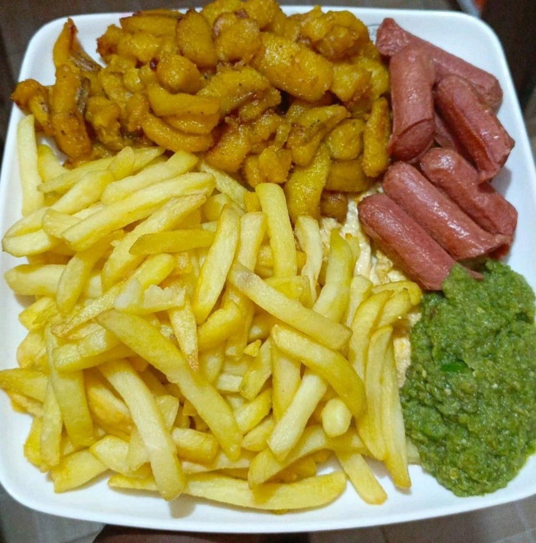 Fritte+alloco+saucisse