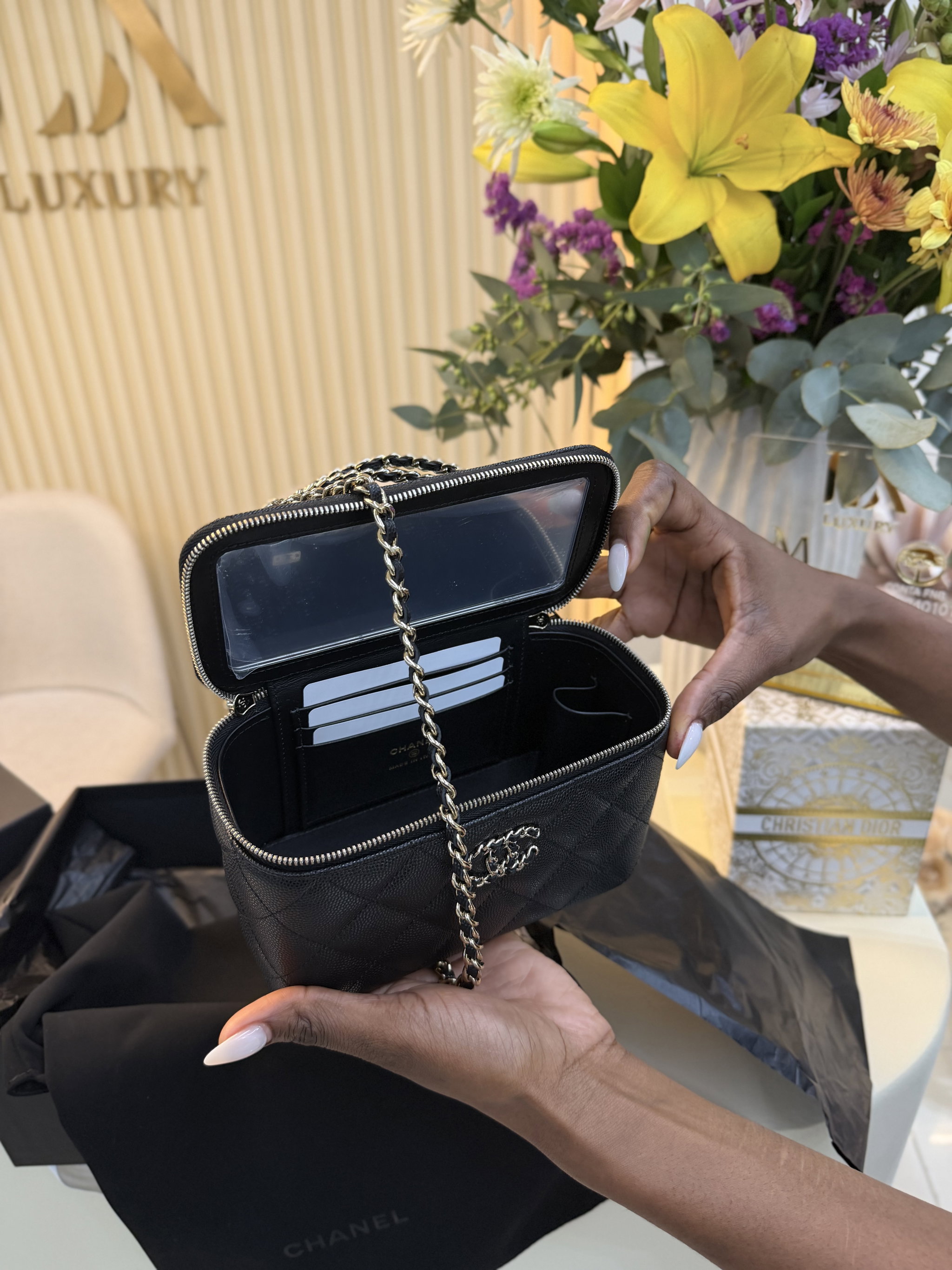 Chanel Vanity bag - new collection ✨_2
