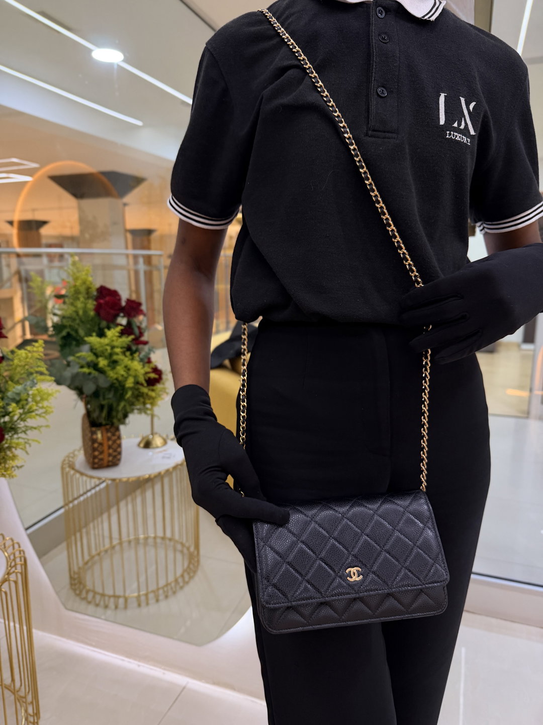 Bolsa Chanel WOC clássica 