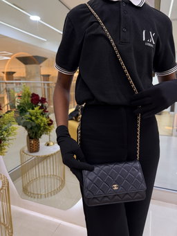 Bolsa Chanel WOC clássica 