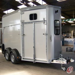 REMOLQUE PARA 2 CABALLOS IFOR WILLIAMS HB506 CONFORT