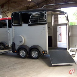 REMOLQUE PARA 1 CABALLO Y MEDIO IFOR WILLIAMS HBX403 CONFORT
