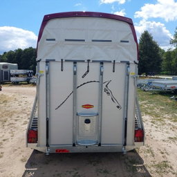 REMOLQUE PARA 2 CABALLOS BÖCKMANN CHAMPION R ALU – 2.400 KG