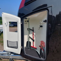 REMOLQUE PARA 2 CABALLOS BÖCKMANN COMFORT 22 – NUEVO MODELO