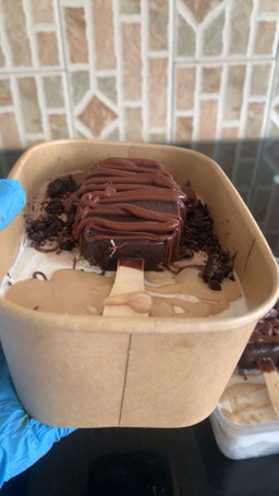 Barquette gâteau El Mordjene Nutella Oreo avec bâtonner de glace incluse