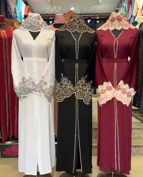 Lingeer Malika Embellished Cuff Abaya_0