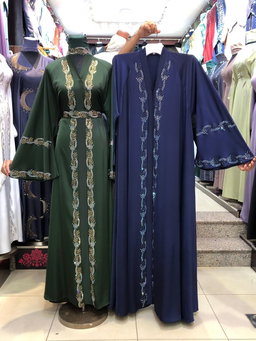 Lingeer Aaliyah Vine Embroidered Abaya