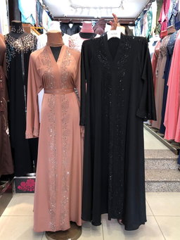 Lingeer Reem Feather Crystal Abaya