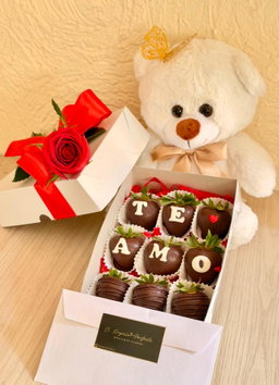 Osito te amo 🧸🌹❤️🍓