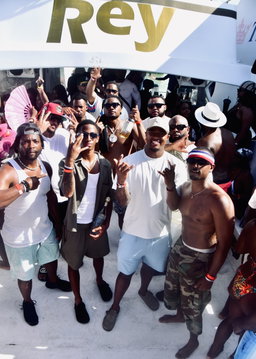 Punta Cana: VIP Party Boat Experience with open Bar