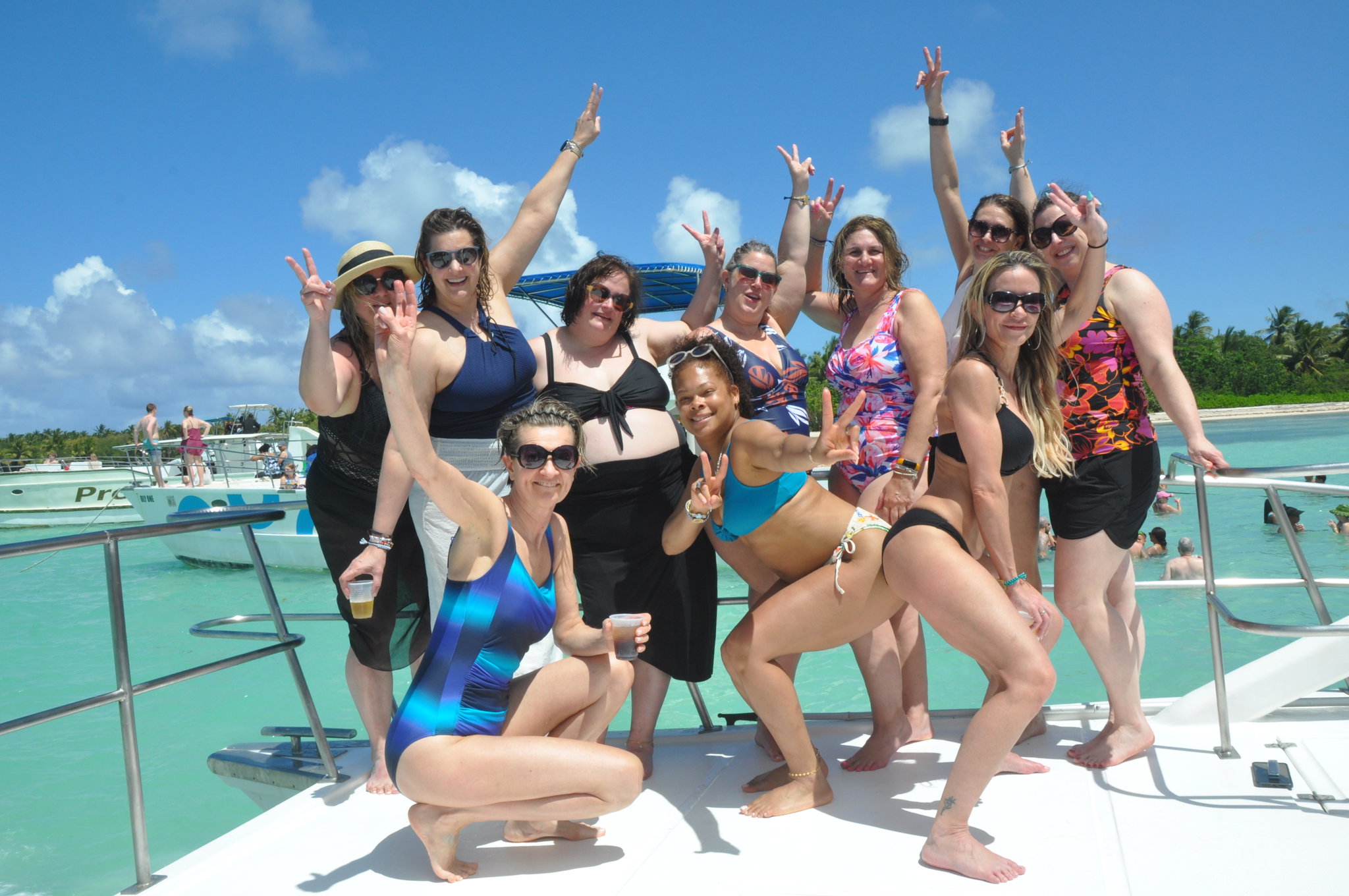 Punta Cana: Private Luxury Family Boat Cruise with snorkeling_4