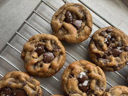 Mini Browned Butter Chocolate Chip Cookies (Box of 5)