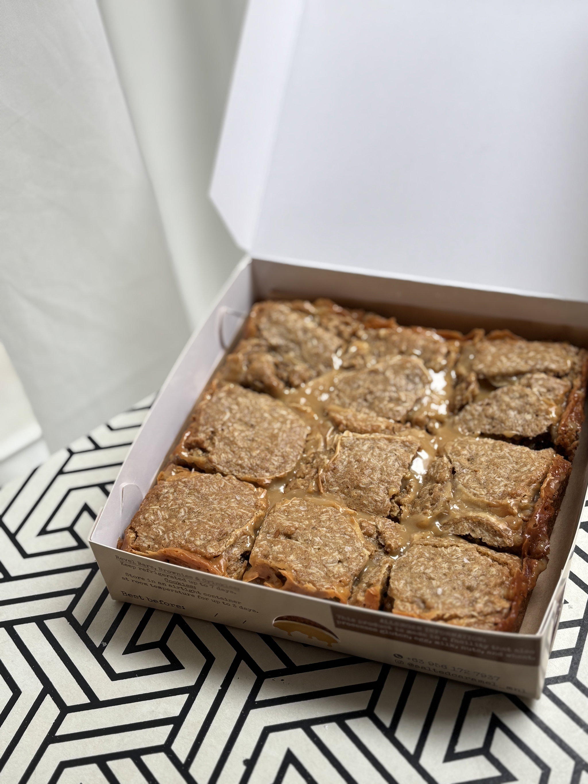 Salted Caramel Revel Bars (Box of 9)_1