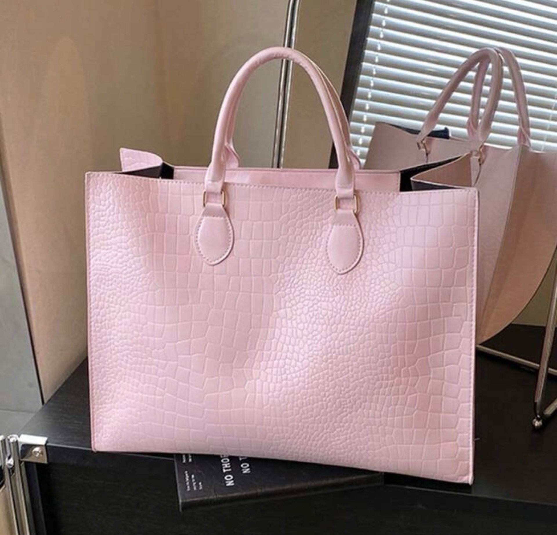 Large Capacity Tote Bag - Blush Pink_0