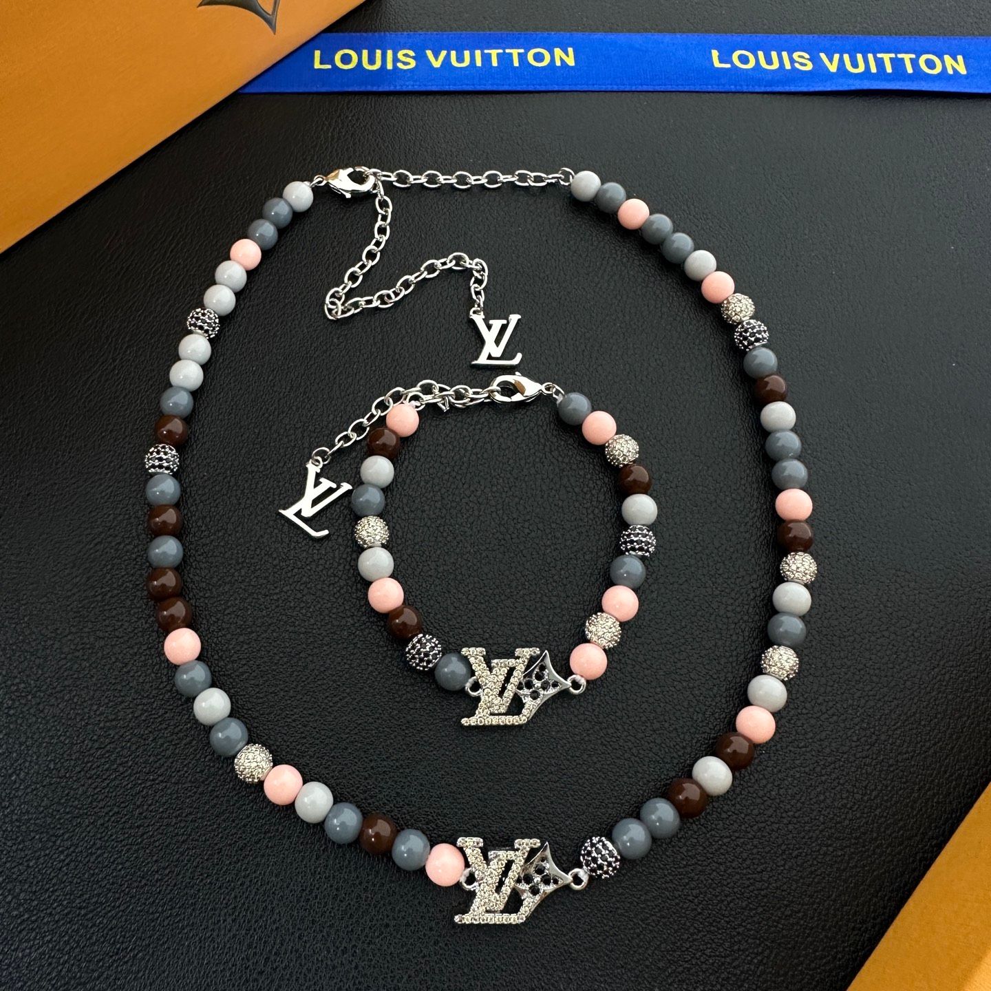  necklace  bracelet_0