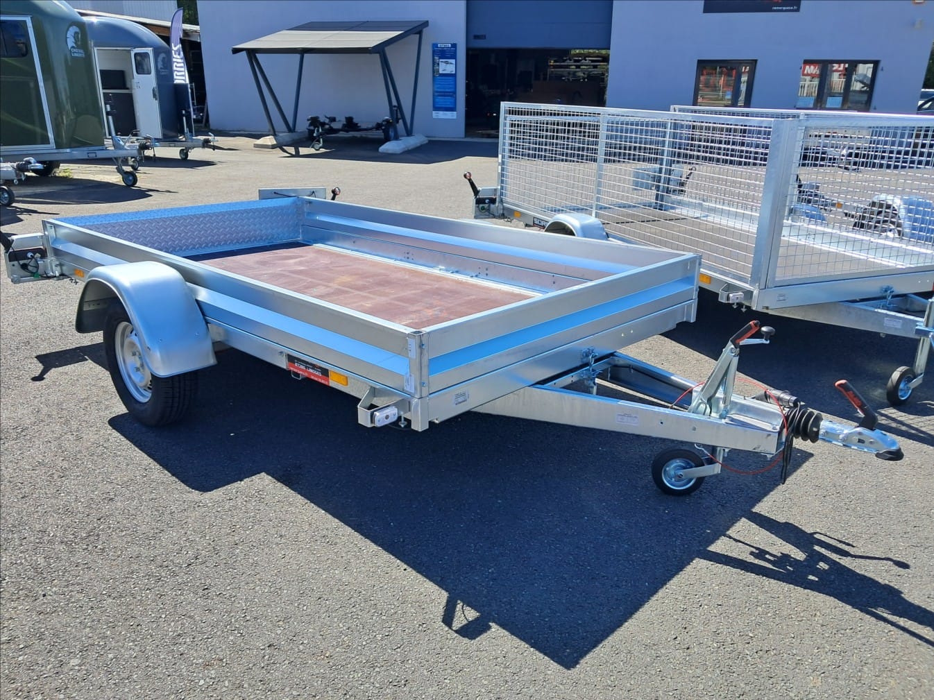 REMOLQUE BASCULANTE SOREL PJ 306 – 300 × 166 CM – 750 KG_4