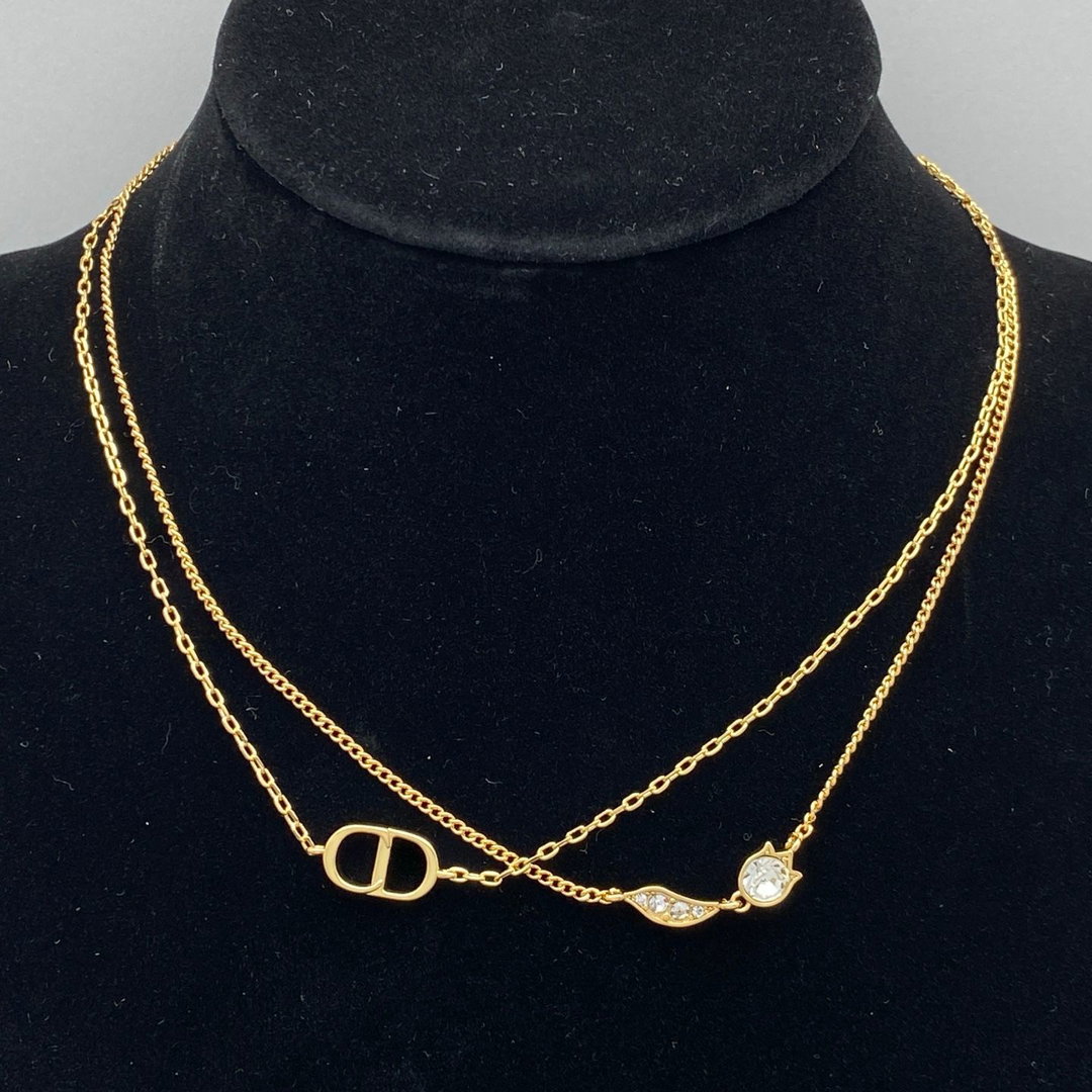 Dior necklace arrived