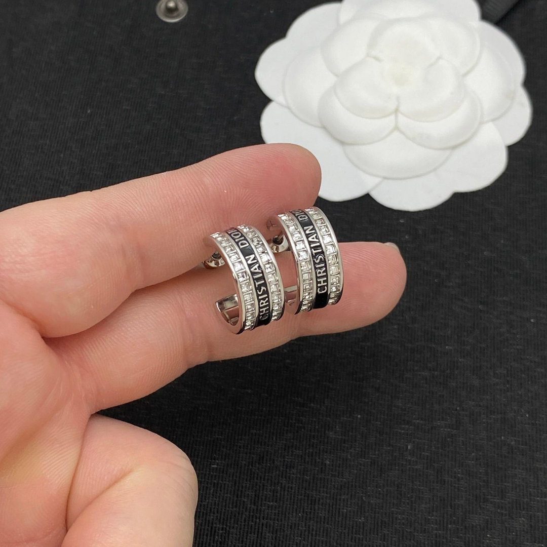 Dior earrings arrive