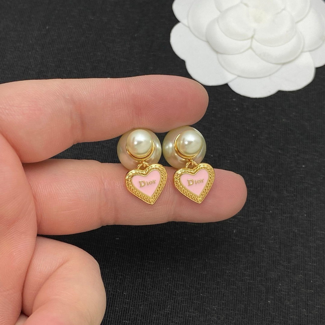 Dior earrings arrive