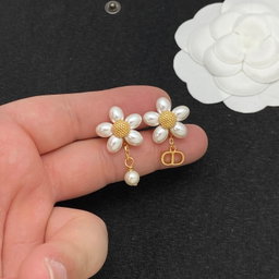 Dior earrings arrive