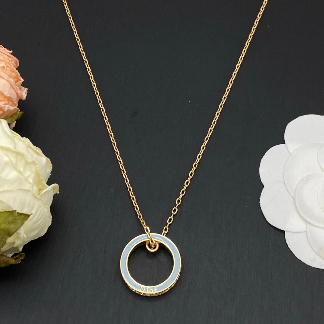 Dior New Necklace