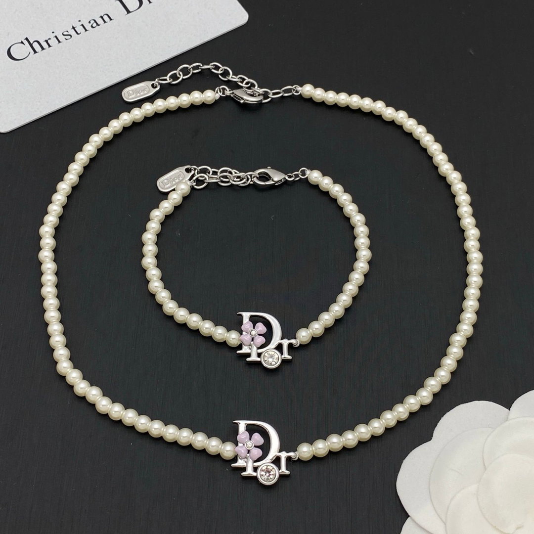  Bracelet  Necklace