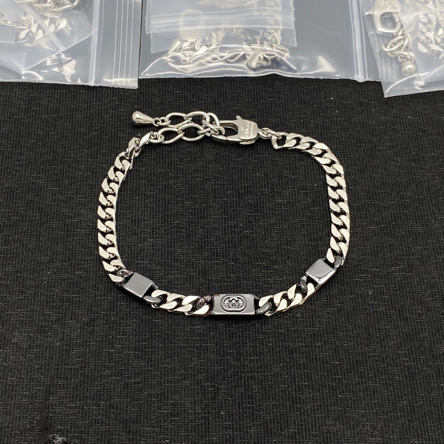 Gucci Bracelet Arrives_0