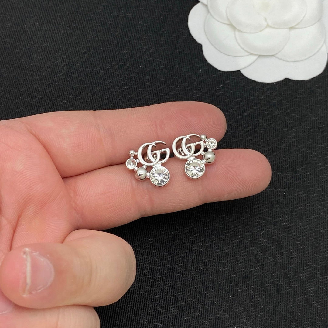 Gucci earrings arrived