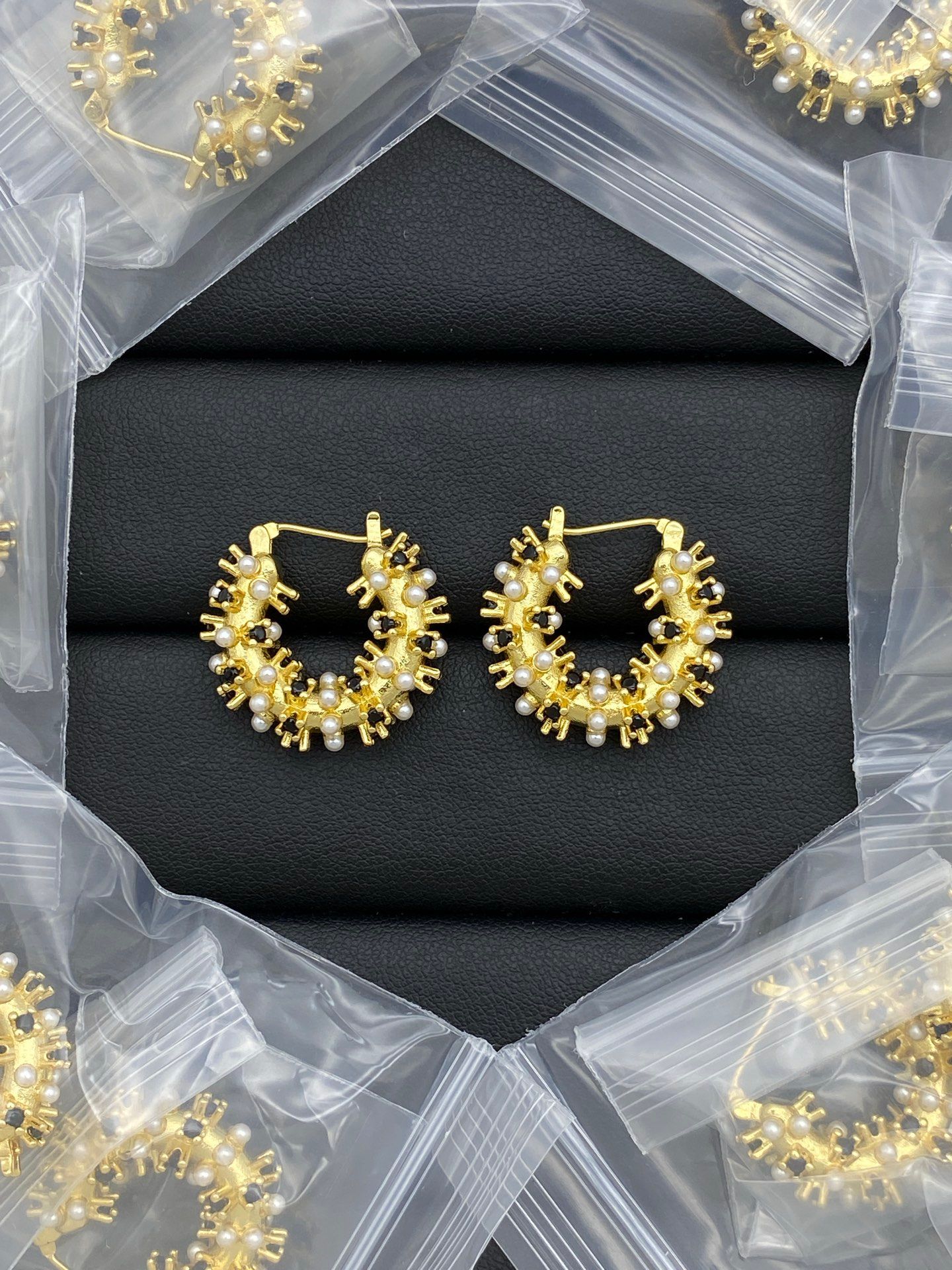Bottega Veneta earrings have arrived_0
